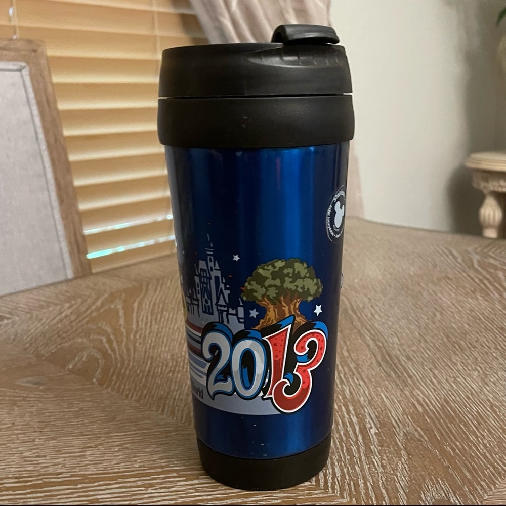 SOLD🌈 Walt Disney World Souvenir 2013 Mickey Mouse Fantasia plastic tumbler lid